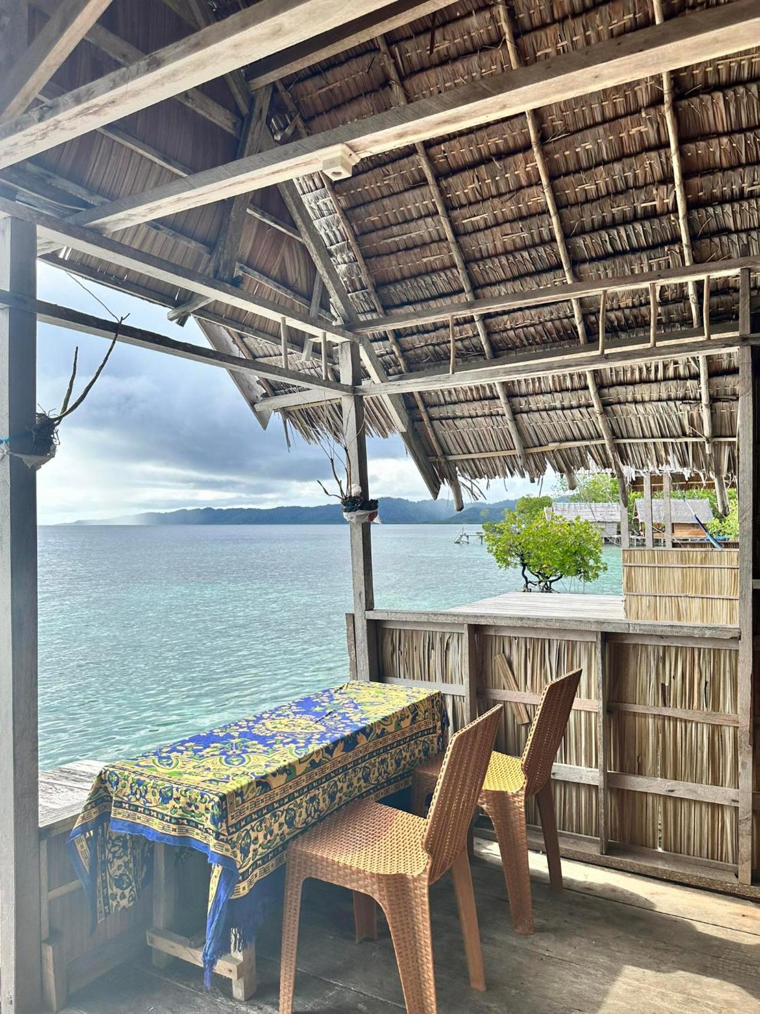 Besir Nyanse Homestay - Raja Ampat מראה חיצוני תמונה