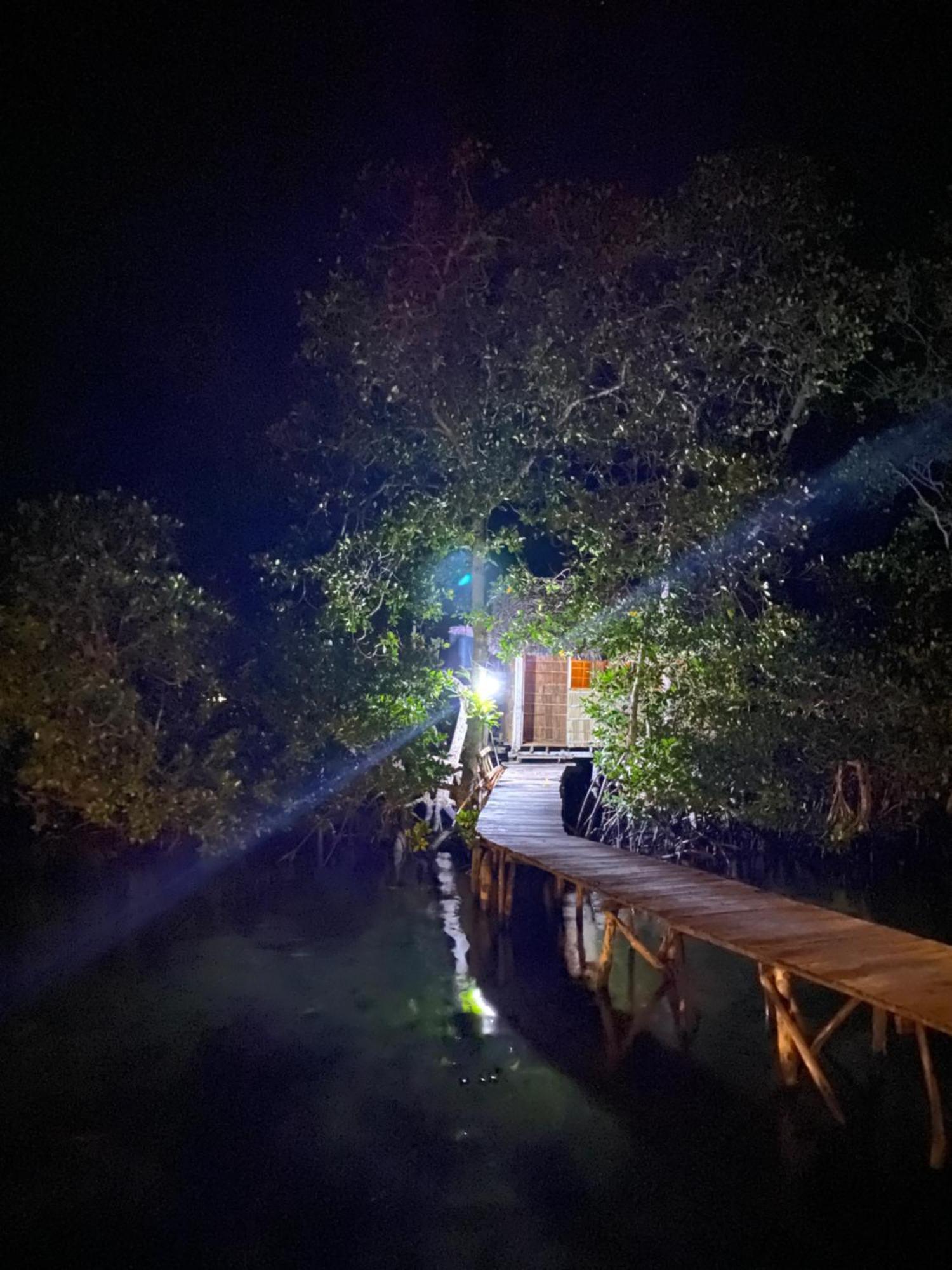 Besir Nyanse Homestay - Raja Ampat מראה חיצוני תמונה
